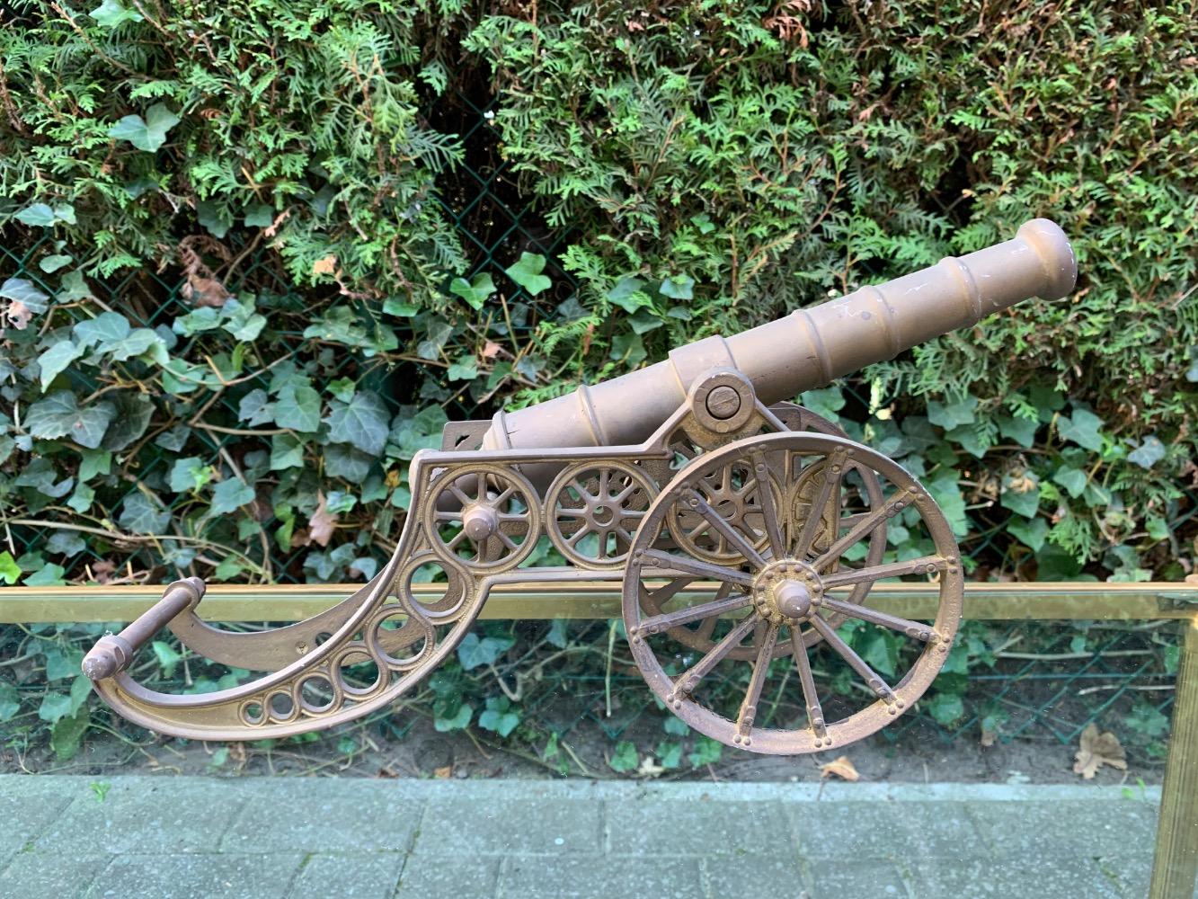 Decorative item