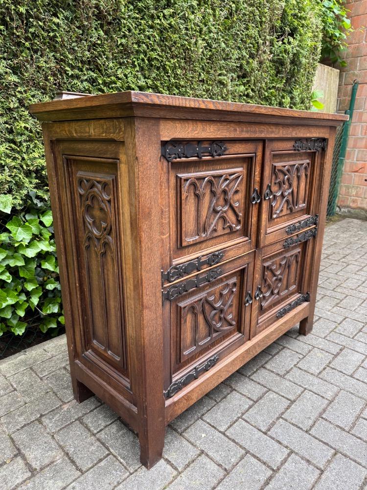 Gothic style Cabinet