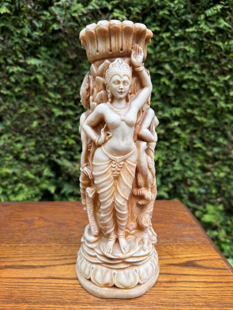 Pair of vases 