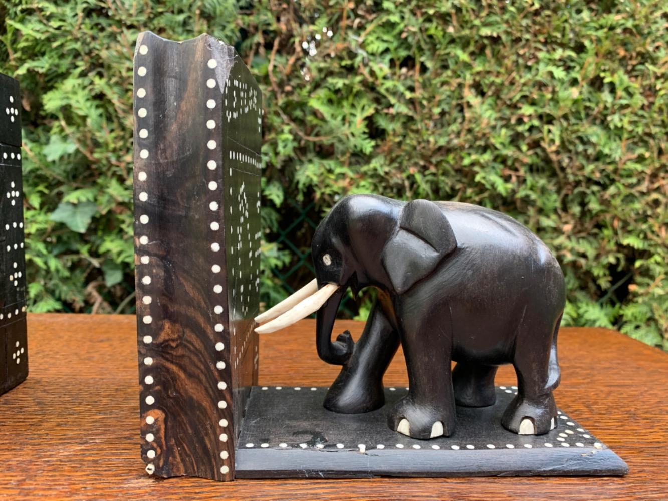 African style Bookholders