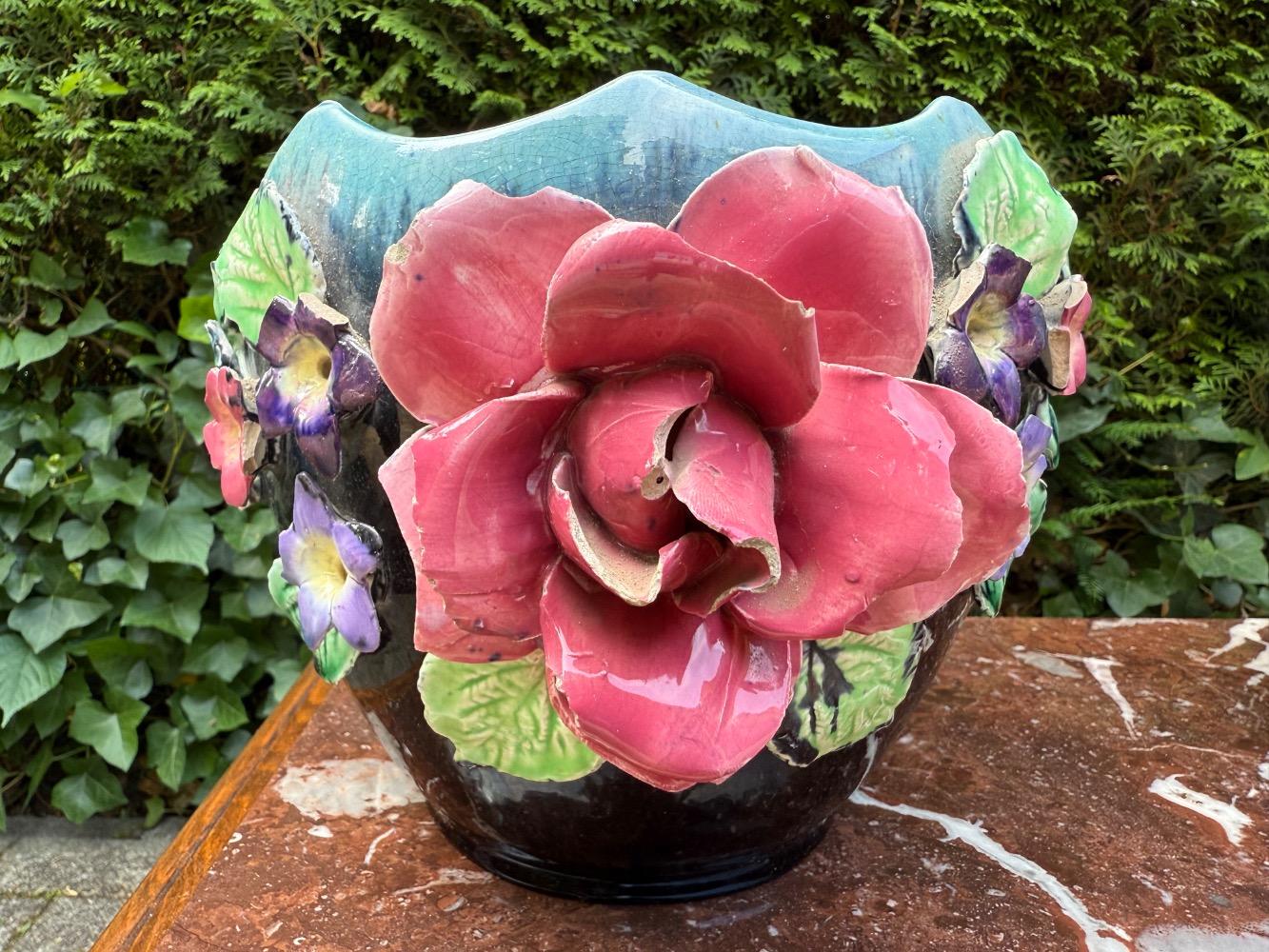 Barbotine style Pair of flowerpots