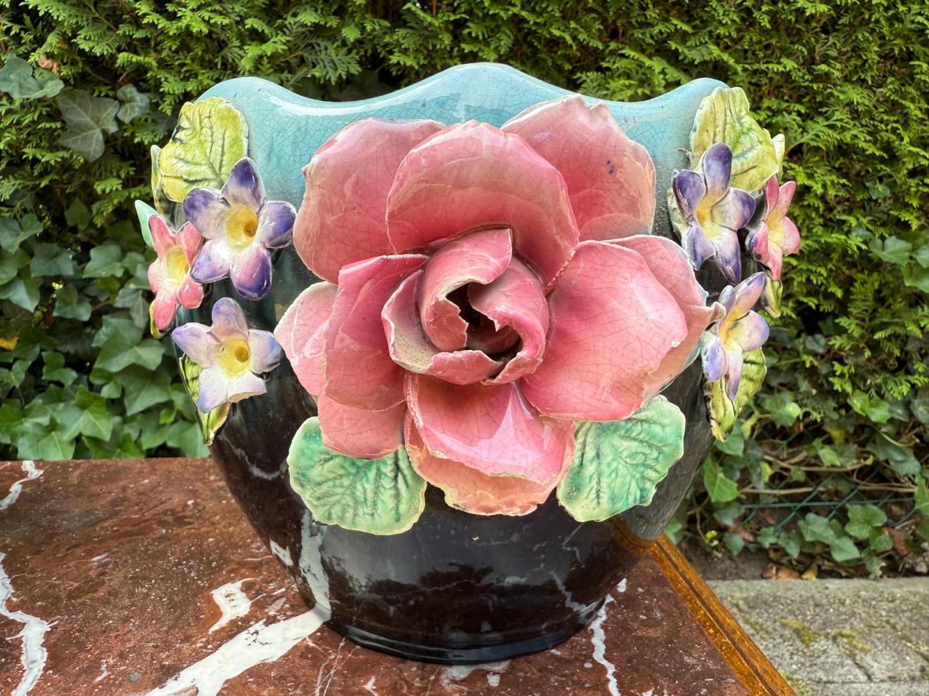Barbotine style Pair of flowerpots