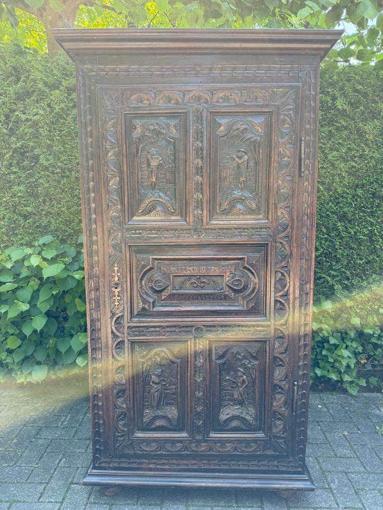 Brittany style Cabinet