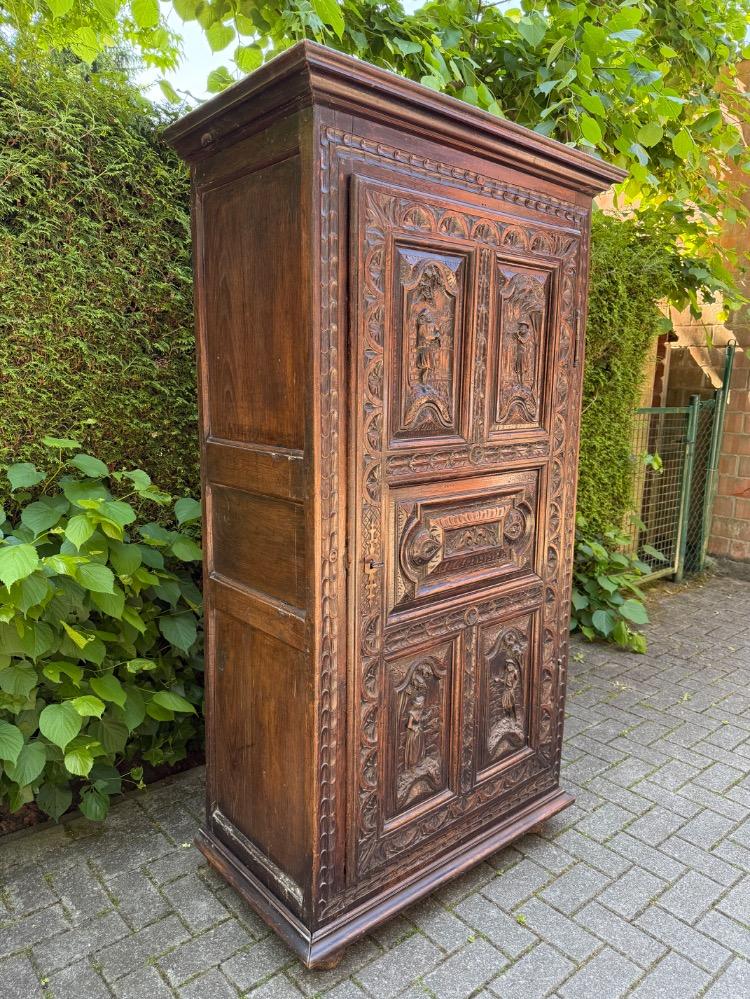 Brittany style Cabinet