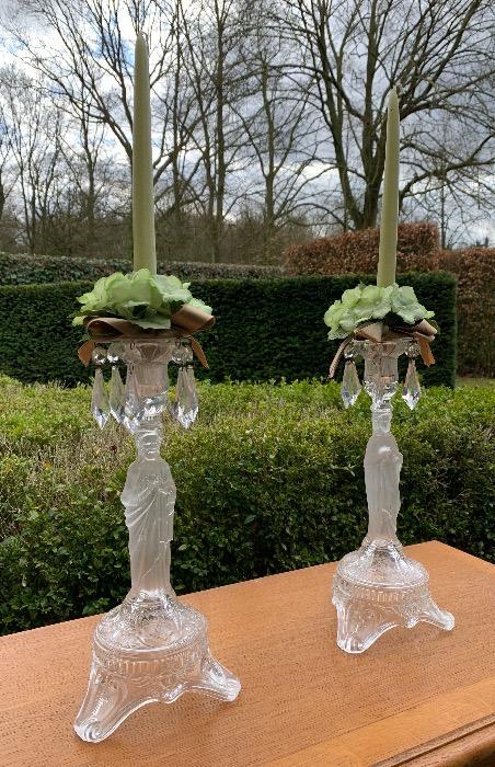 candle holder definition