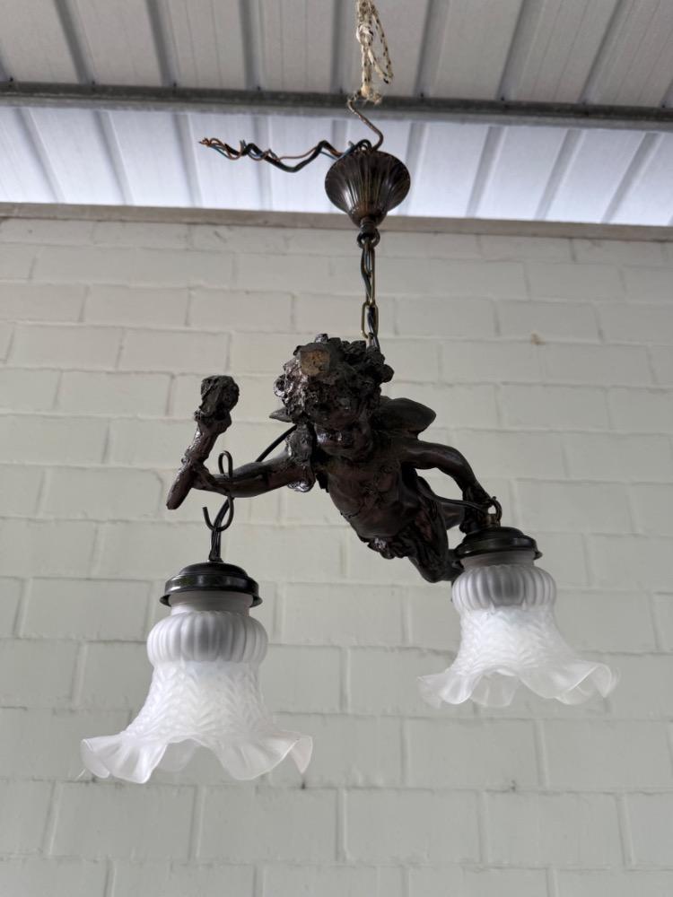 Chandelier 
