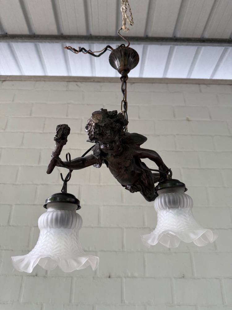 Chandelier 