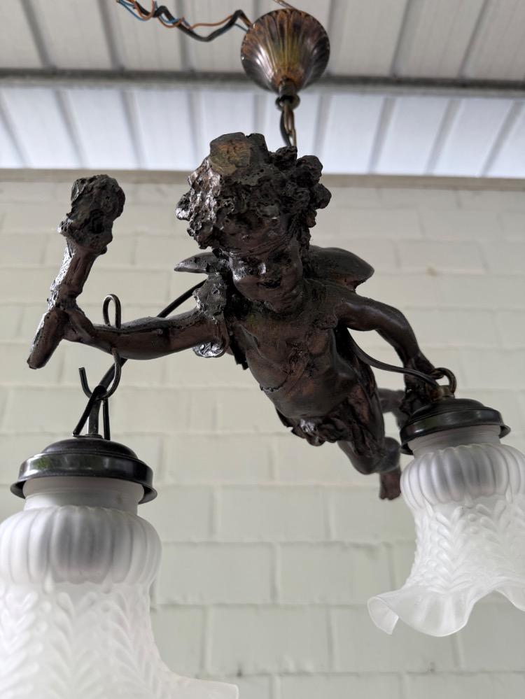 Chandelier 