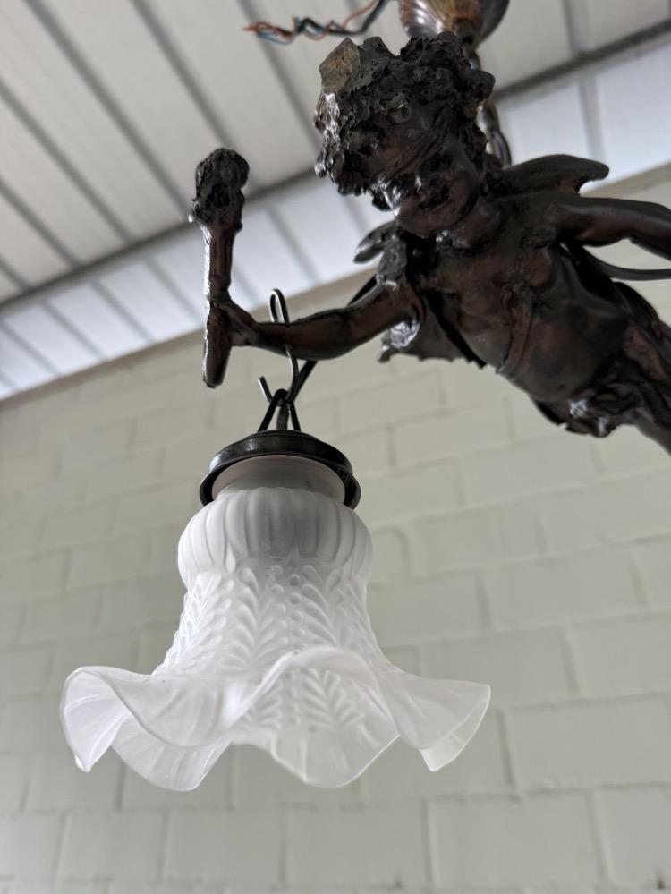Chandelier 