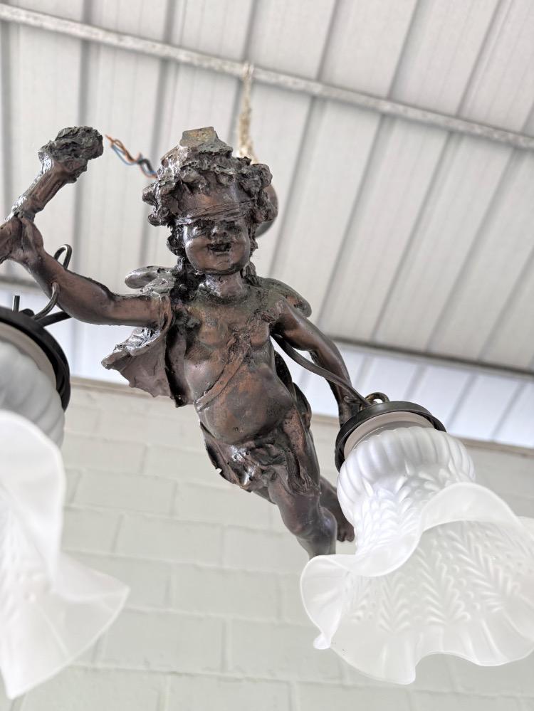 Chandelier 