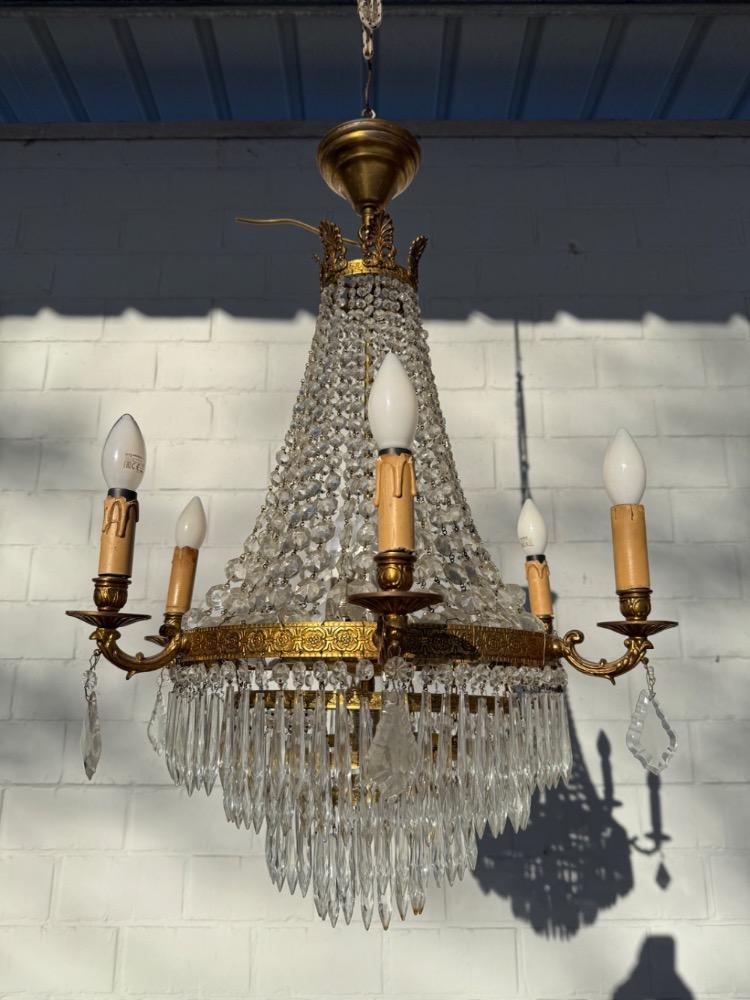 Chandelier 