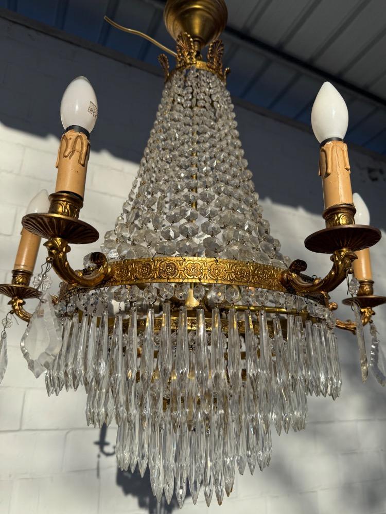 Chandelier 