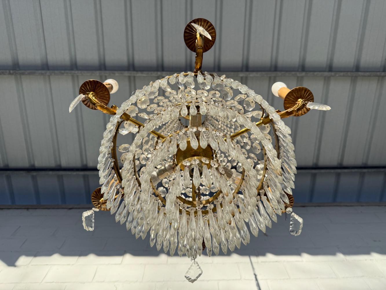 Chandelier 