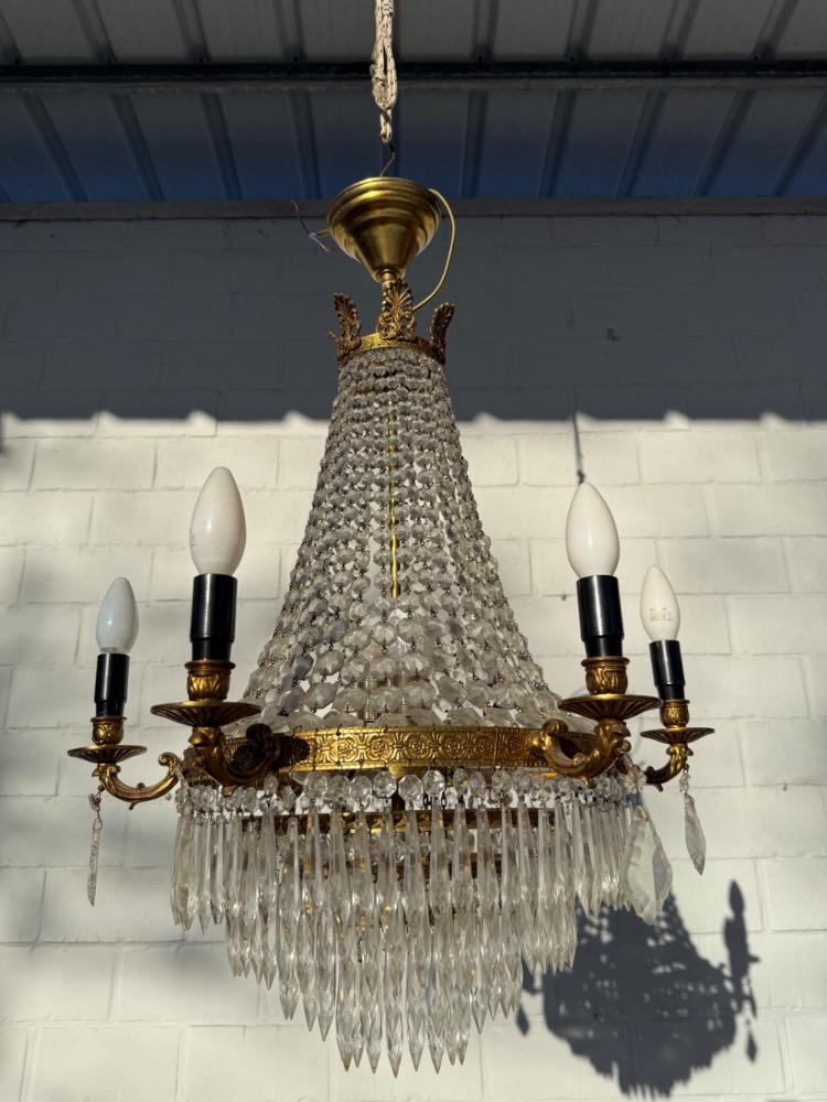 Chandelier 
