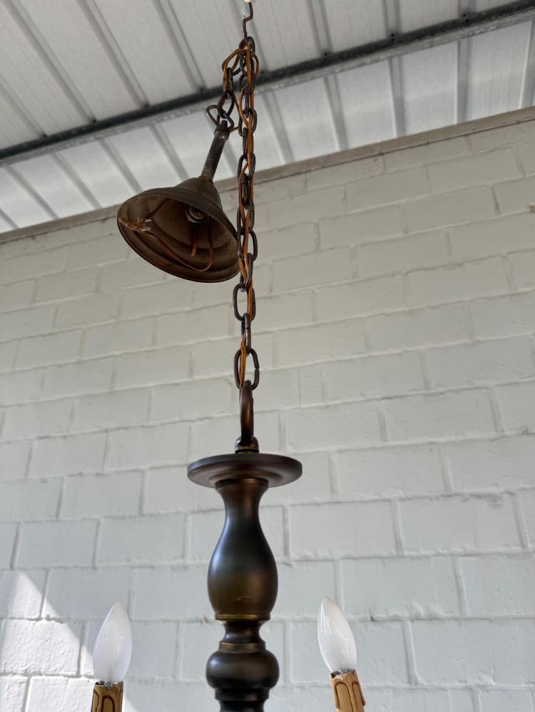 Chandelier 
