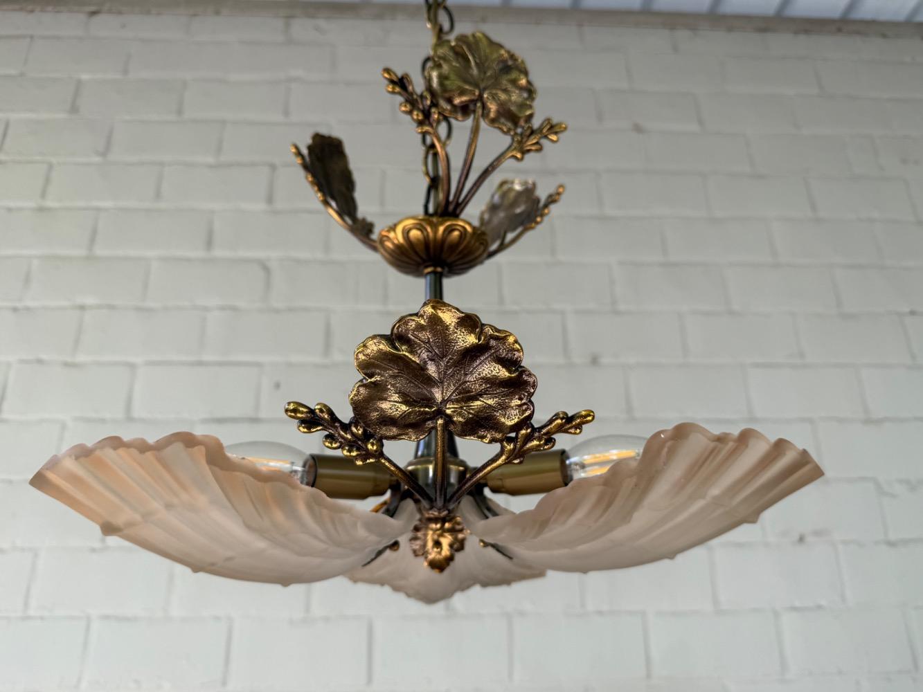 Chandelier 