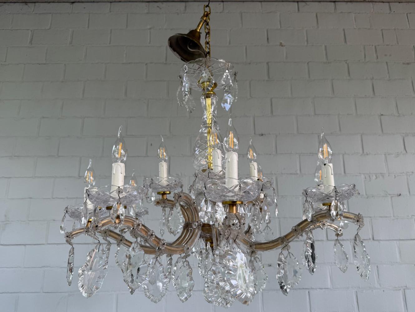 Chandelier 