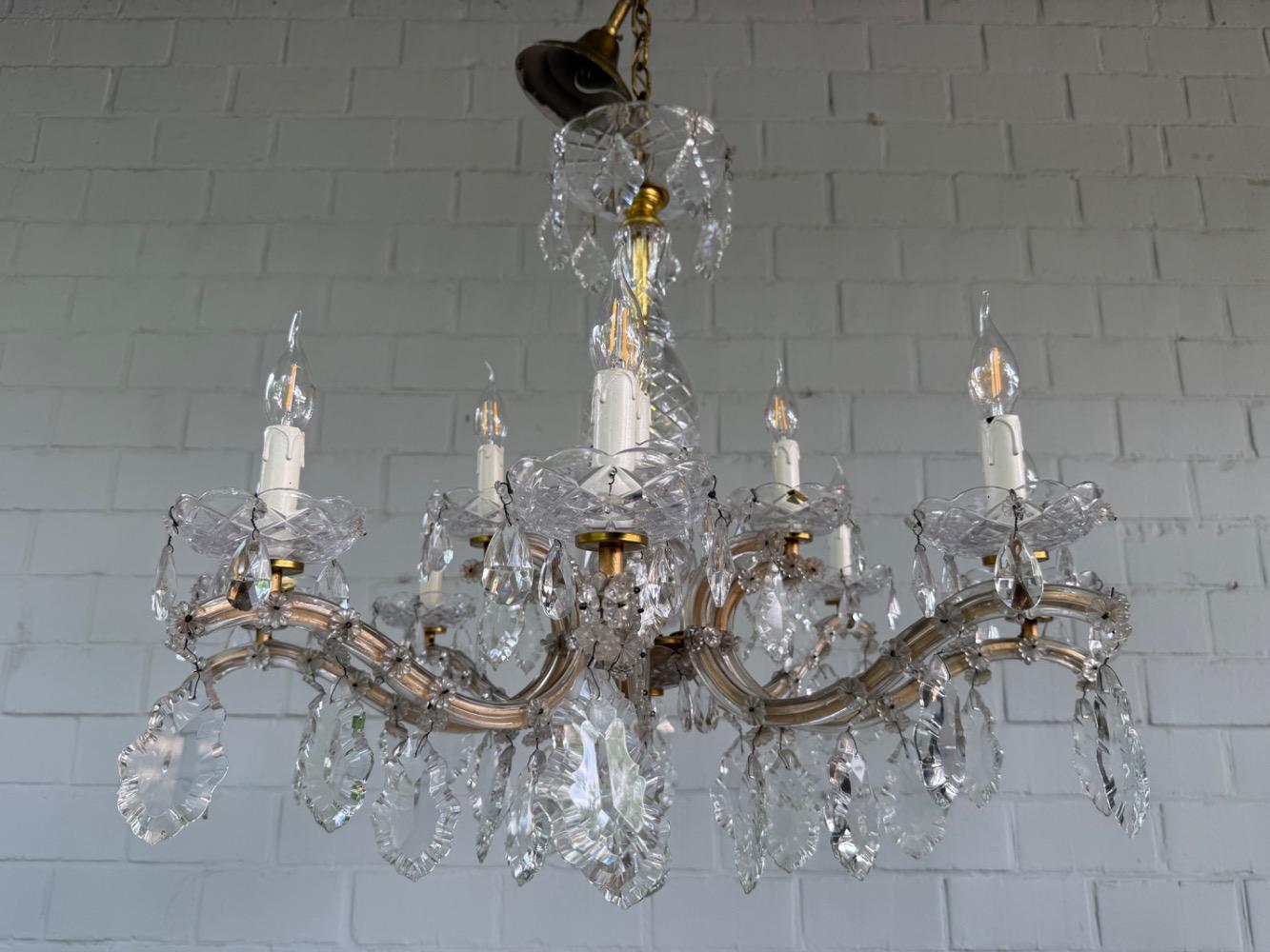 Chandelier 