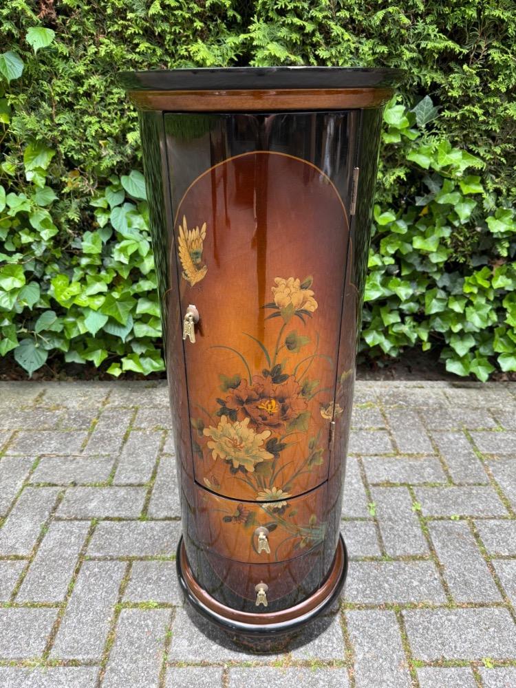 Chinese Cabinet