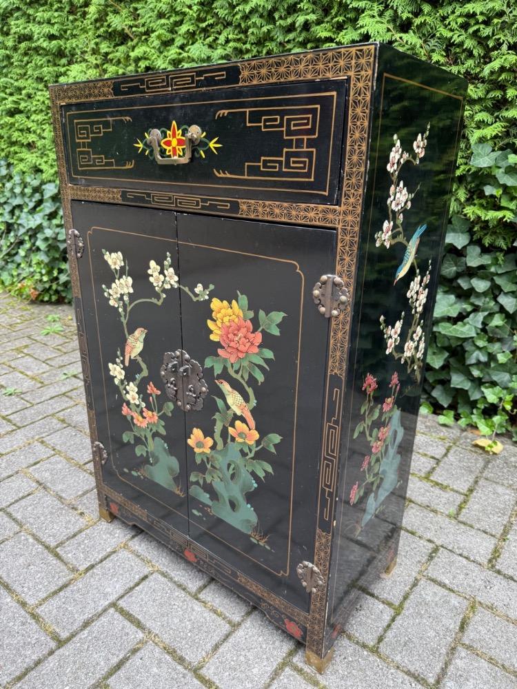 Chinese Cabinet
