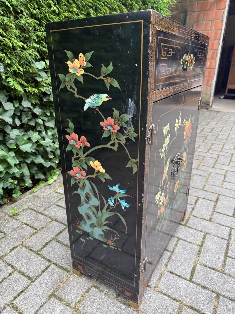 Chinese Cabinet