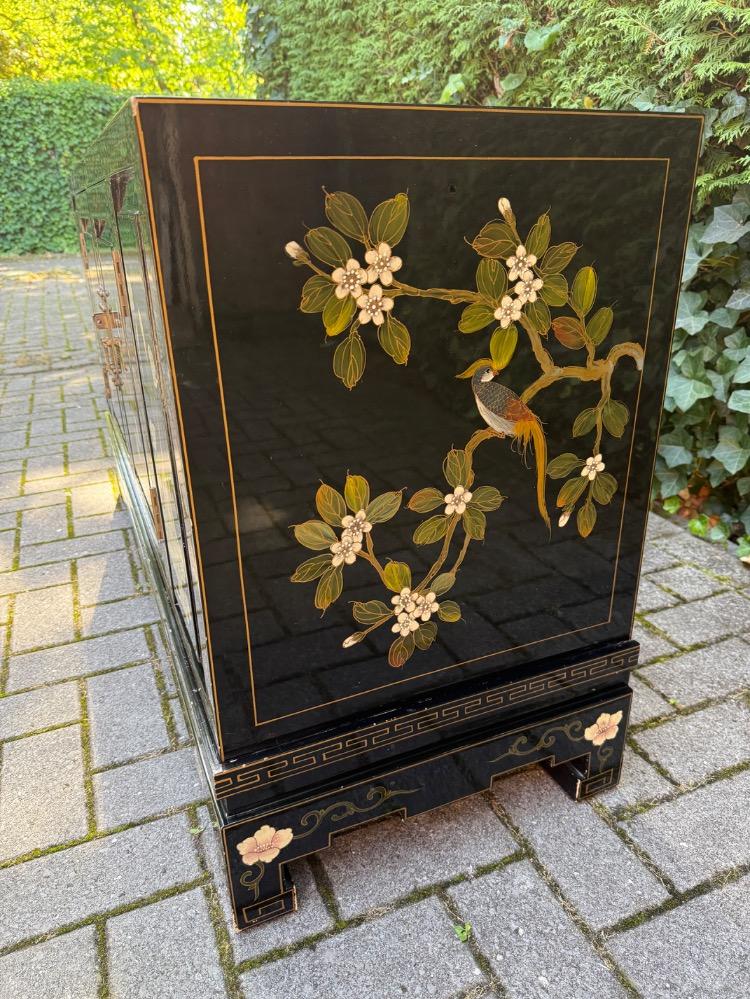 Chinese Cabinet