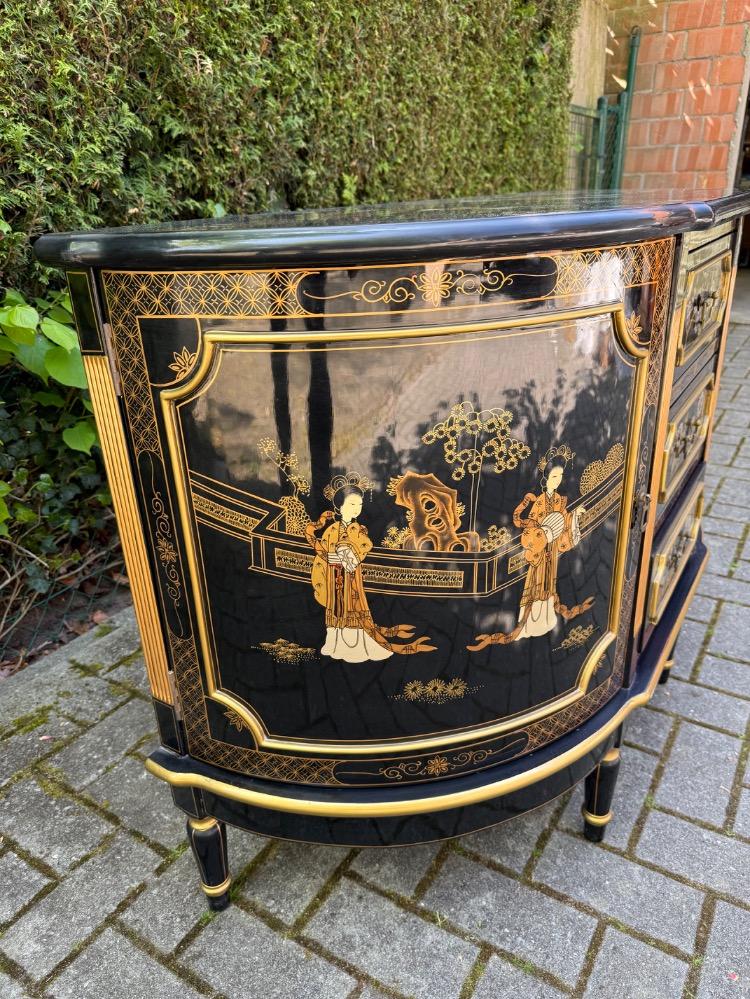 Chinese Cabinet