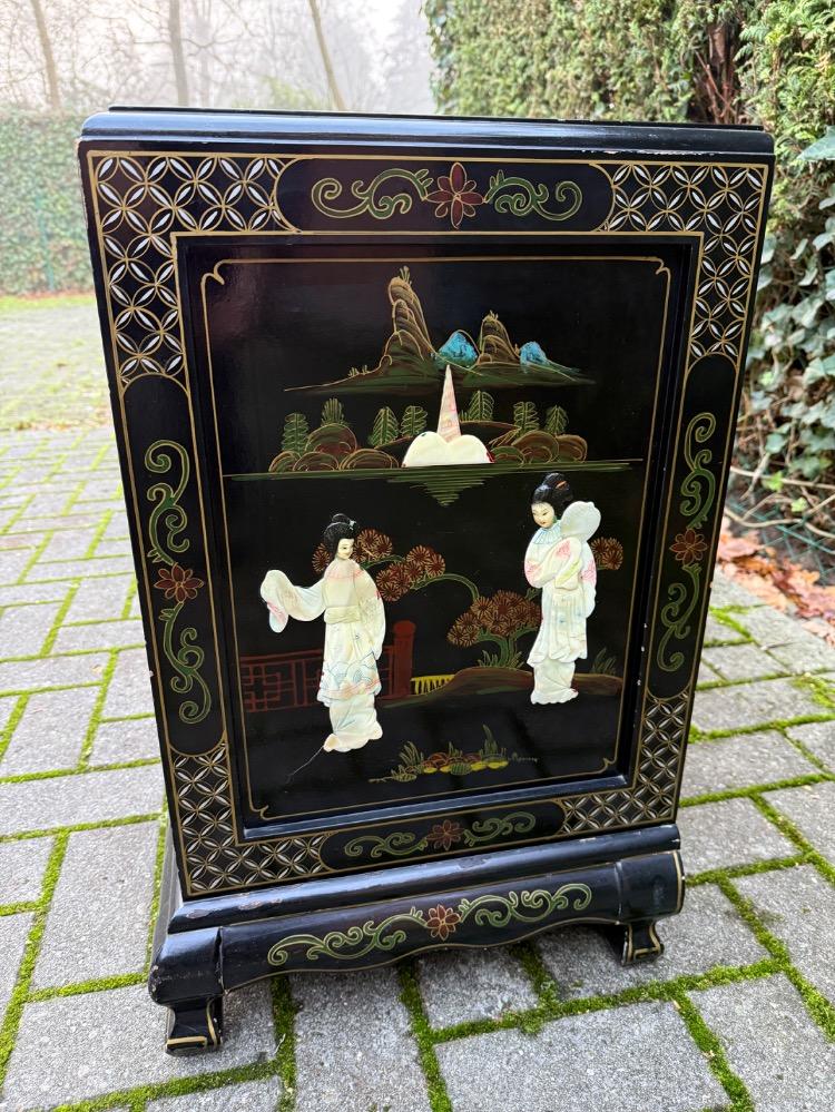 Chinese Chest of drawers