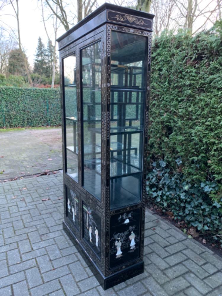 Chinese Display cabinet