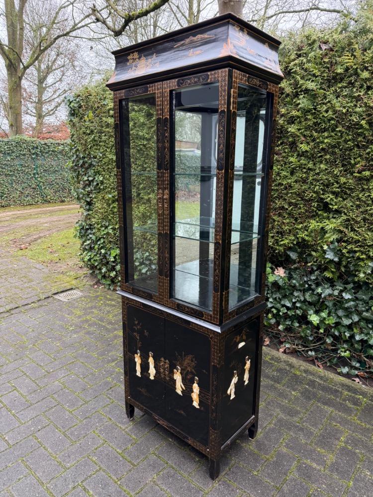 Chinese Display cabinet