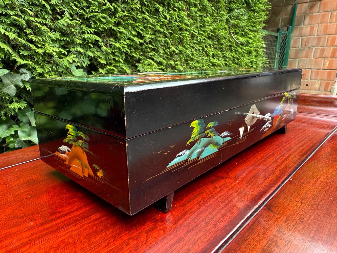 Chinese Juwelry box
