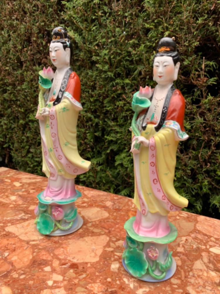 Chinese Pair of figurines