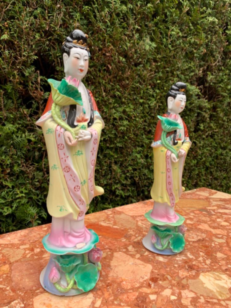 Chinese Pair of figurines