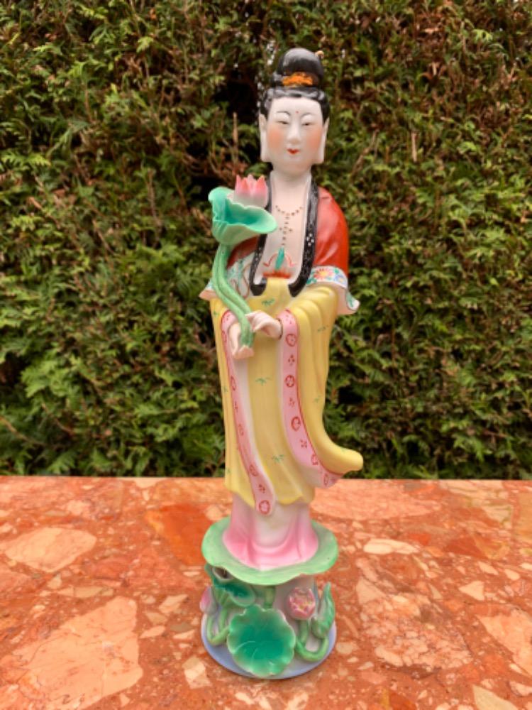 Chinese Pair of figurines