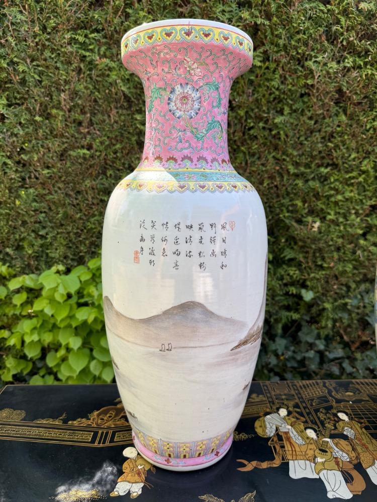 Chinese Pair of vases