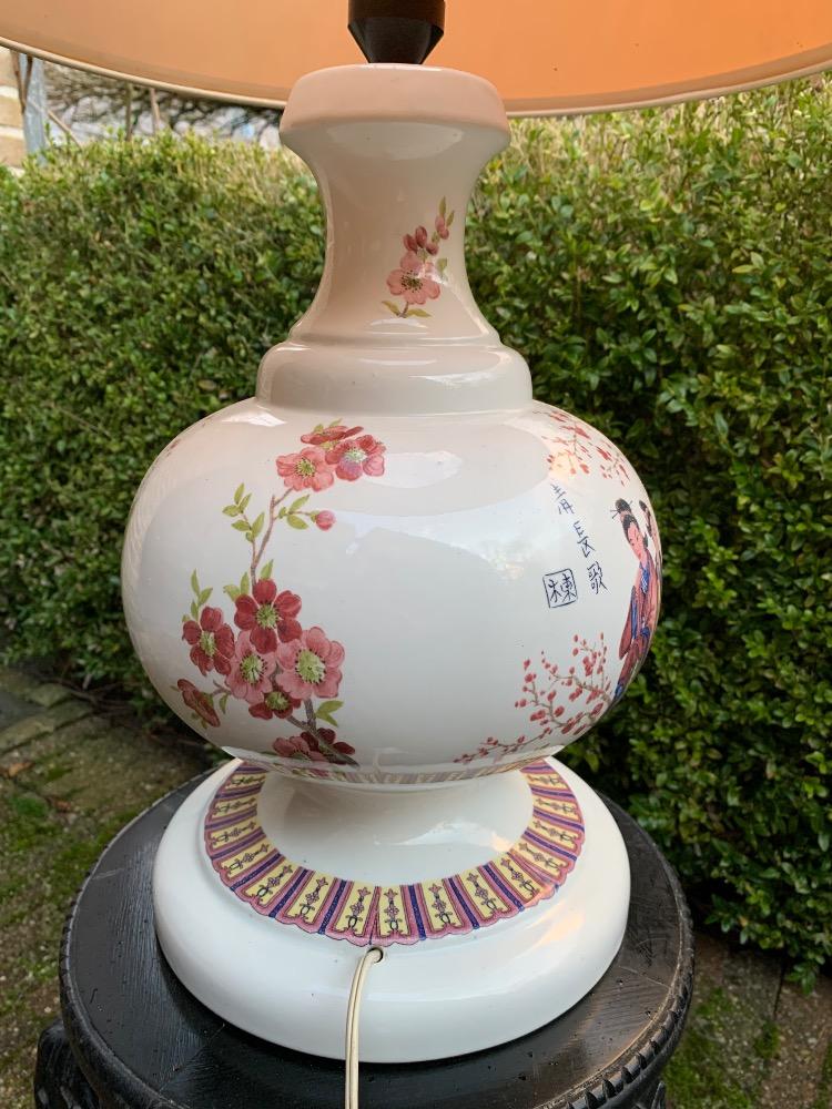 Chinese Table lamp