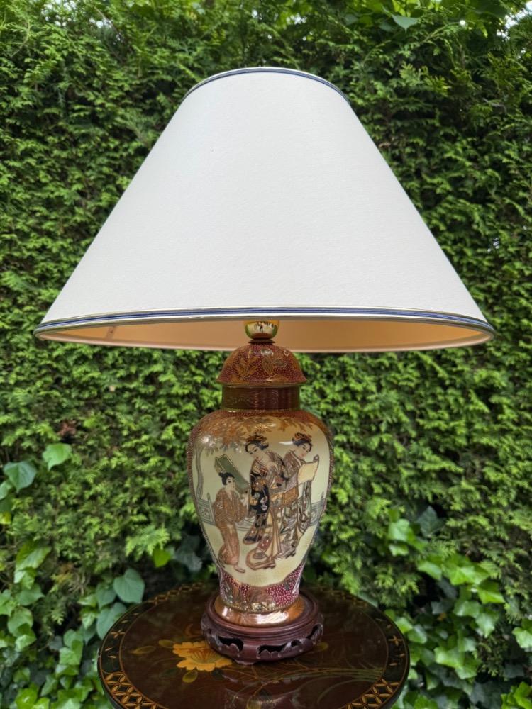 Chinese Table lamp