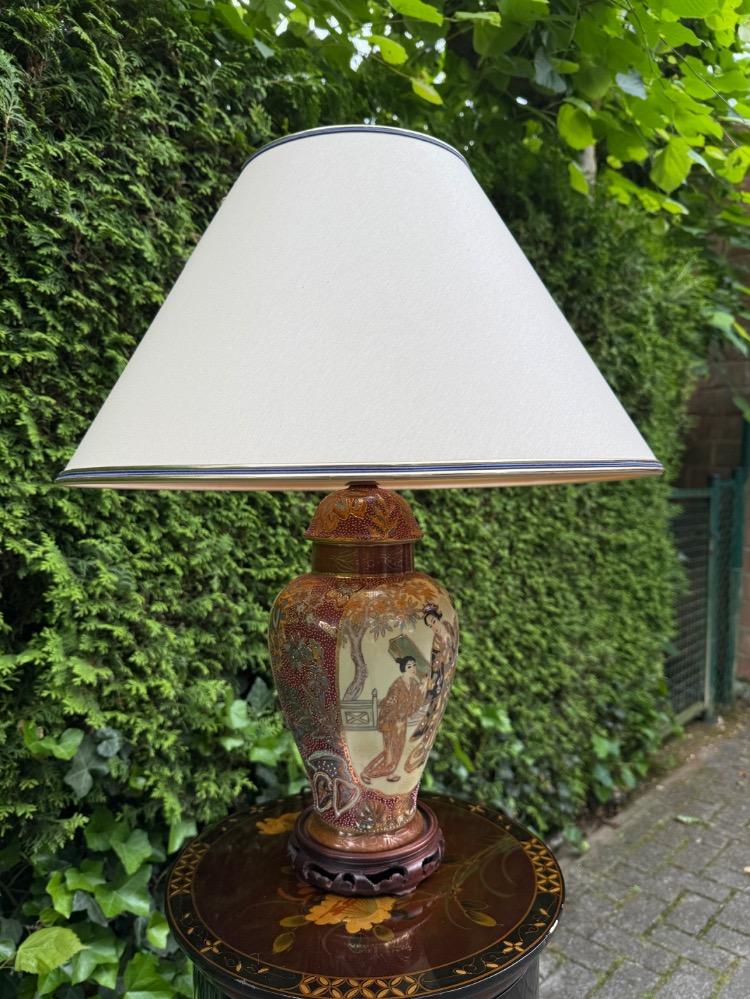 Chinese Table lamp