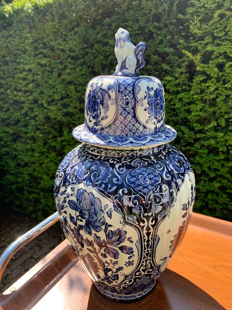 Delft style Pair of vases