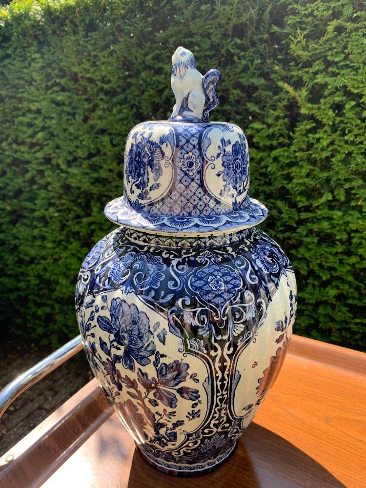 Delft style Pair of vases