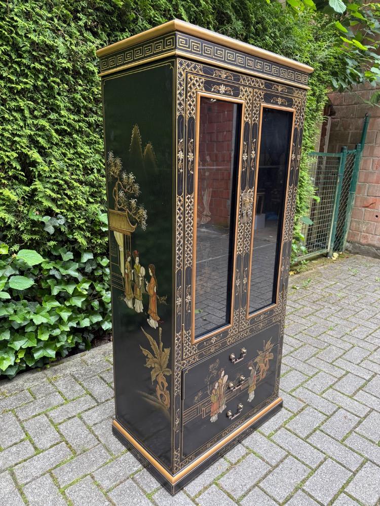 Display cabinet