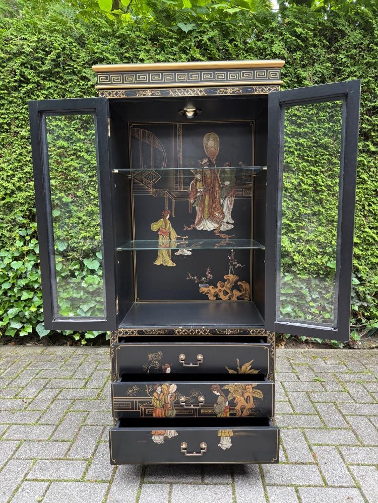 Display cabinet
