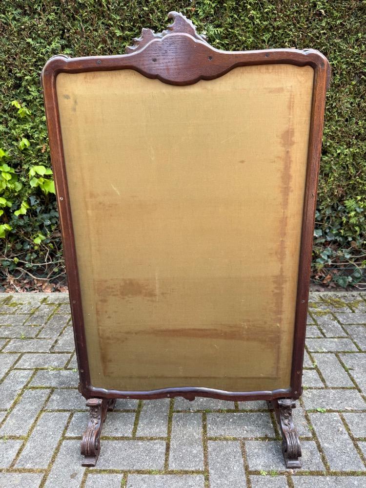 Fire screen 