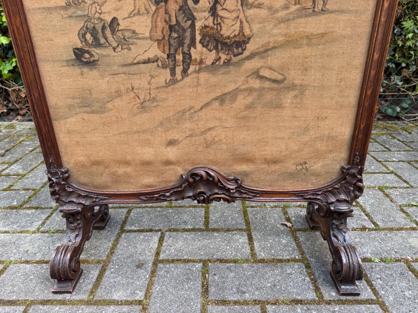 Fire screen 