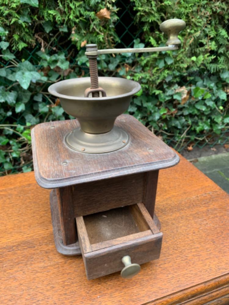 Flemish style Coffee grinder