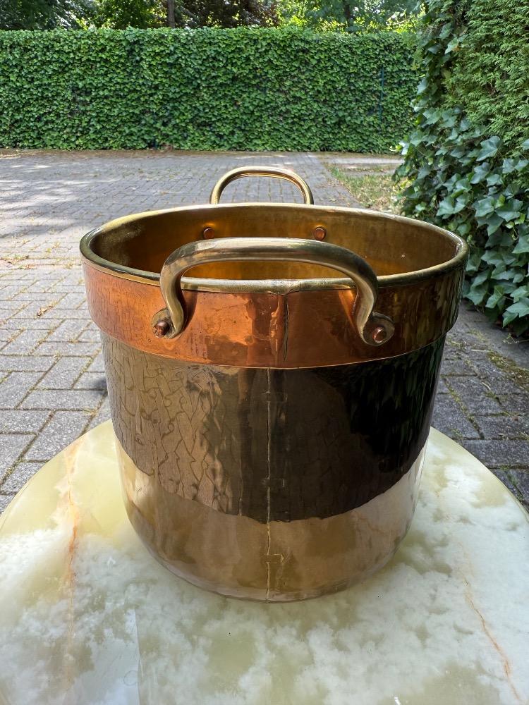 Flemish style Flower pot