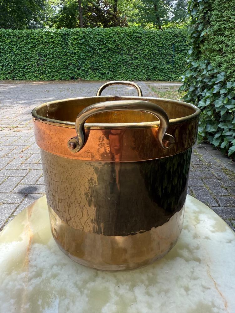 Flemish style Flower pot