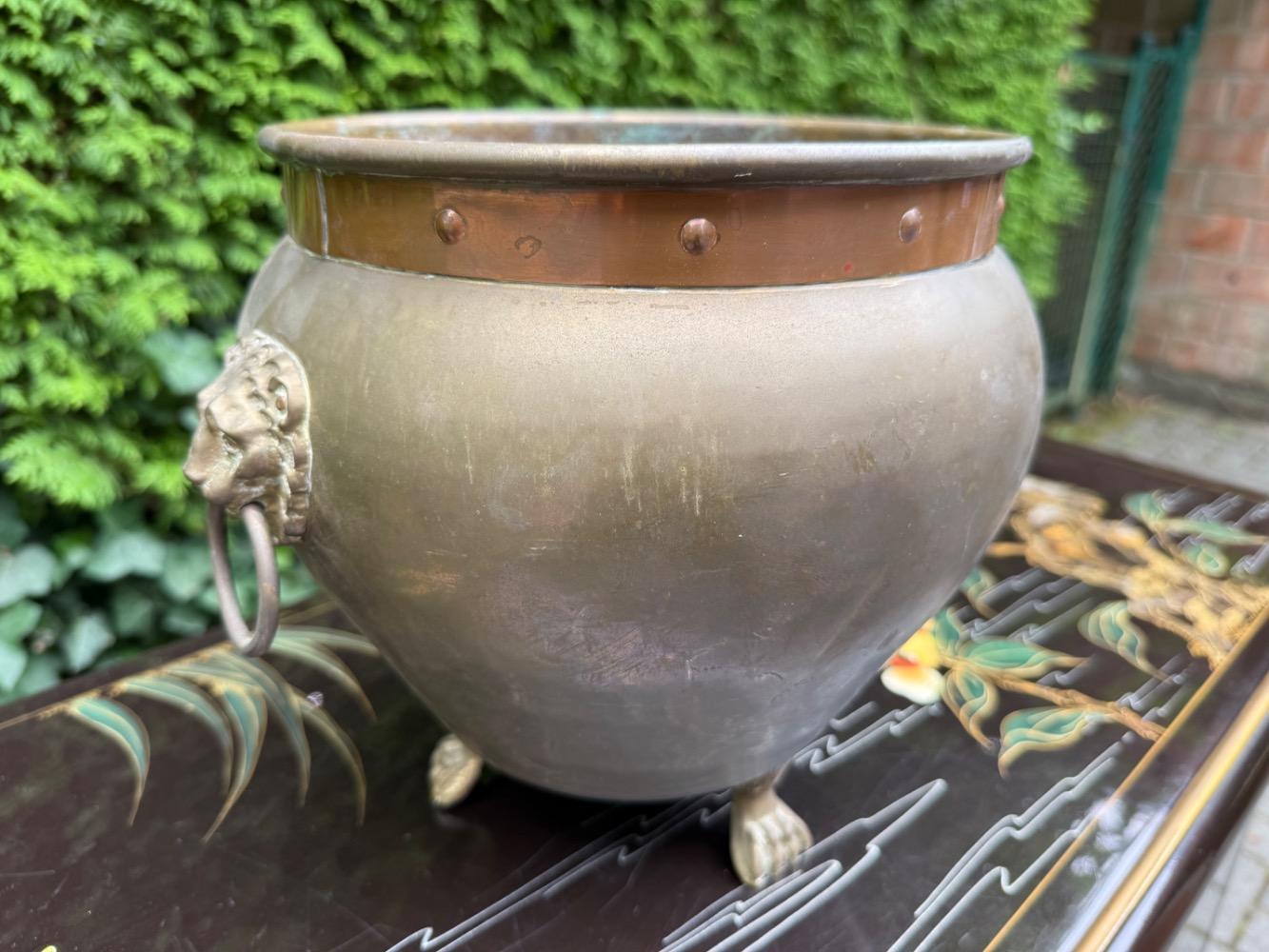 Flemish style Flower pot