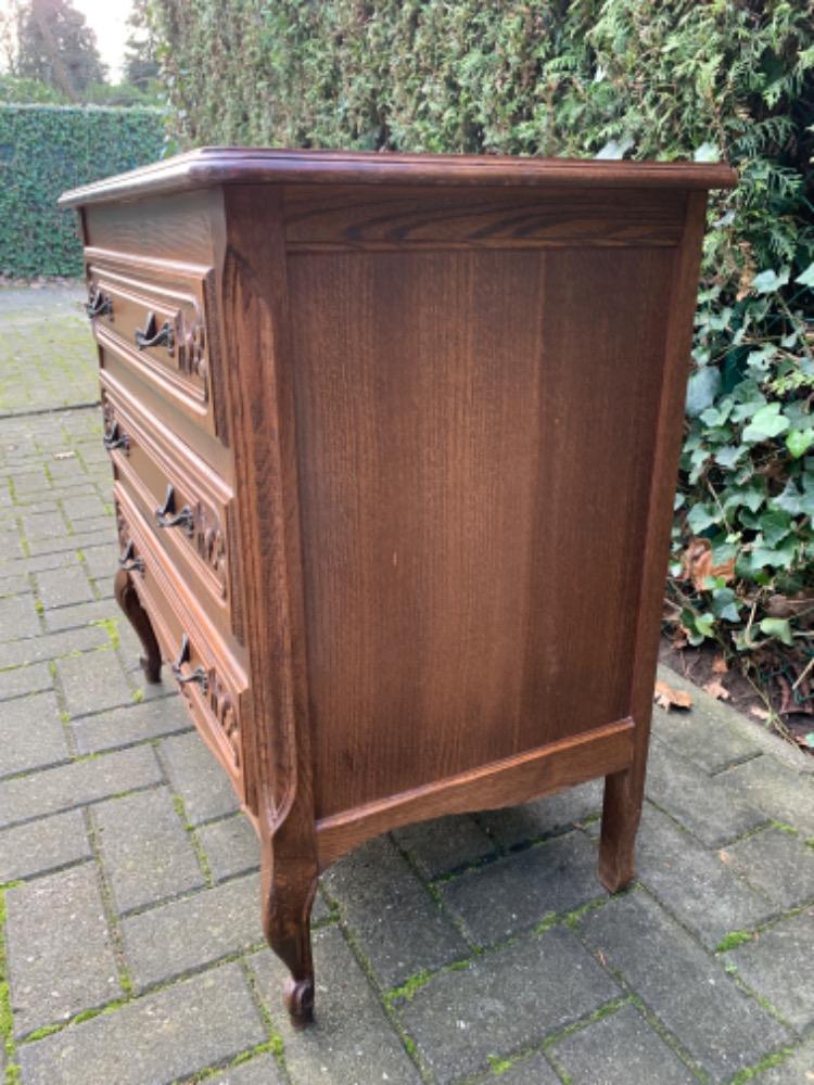 French Provincial Chest of drawers