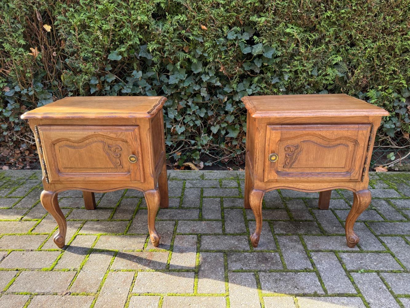 French Provincial Pair of nightstands